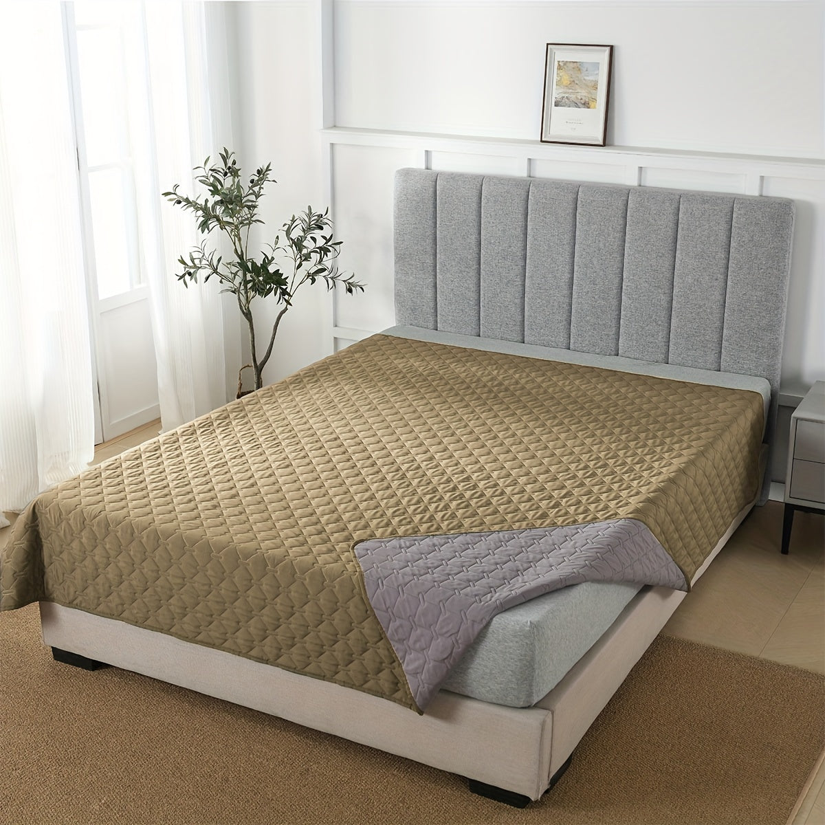 Wasserfeste doppelseitige Hundedecke als Möbelschutz