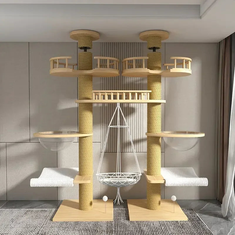 Eleganter Kratzbaum aus massivem Holz für anspruchsvolle Katzen